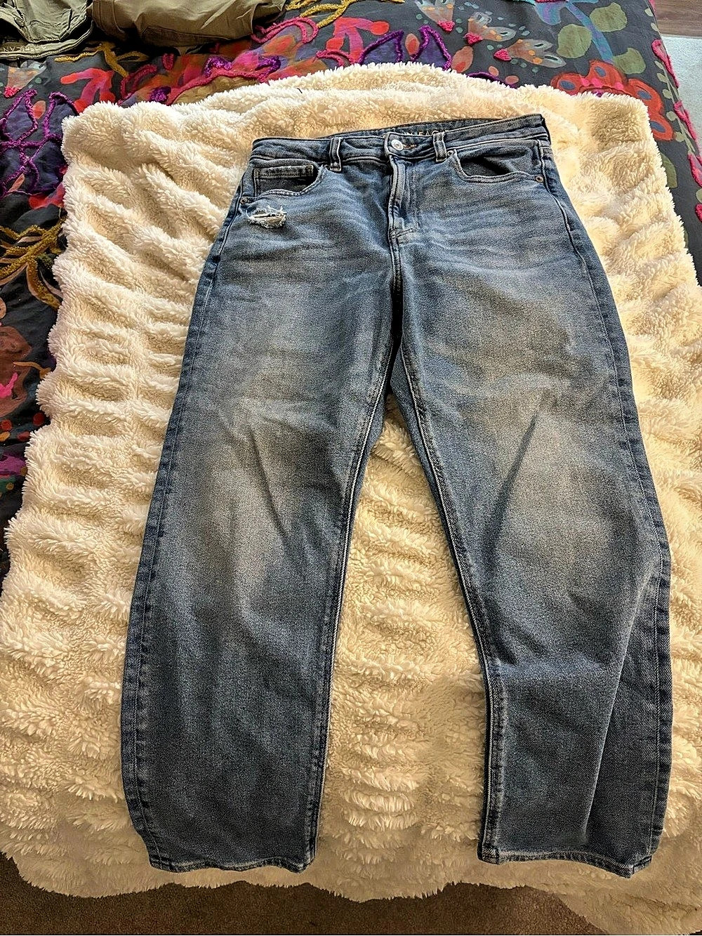 American Eagle Mom Jean Straight Leg Jeans Blue Size 6